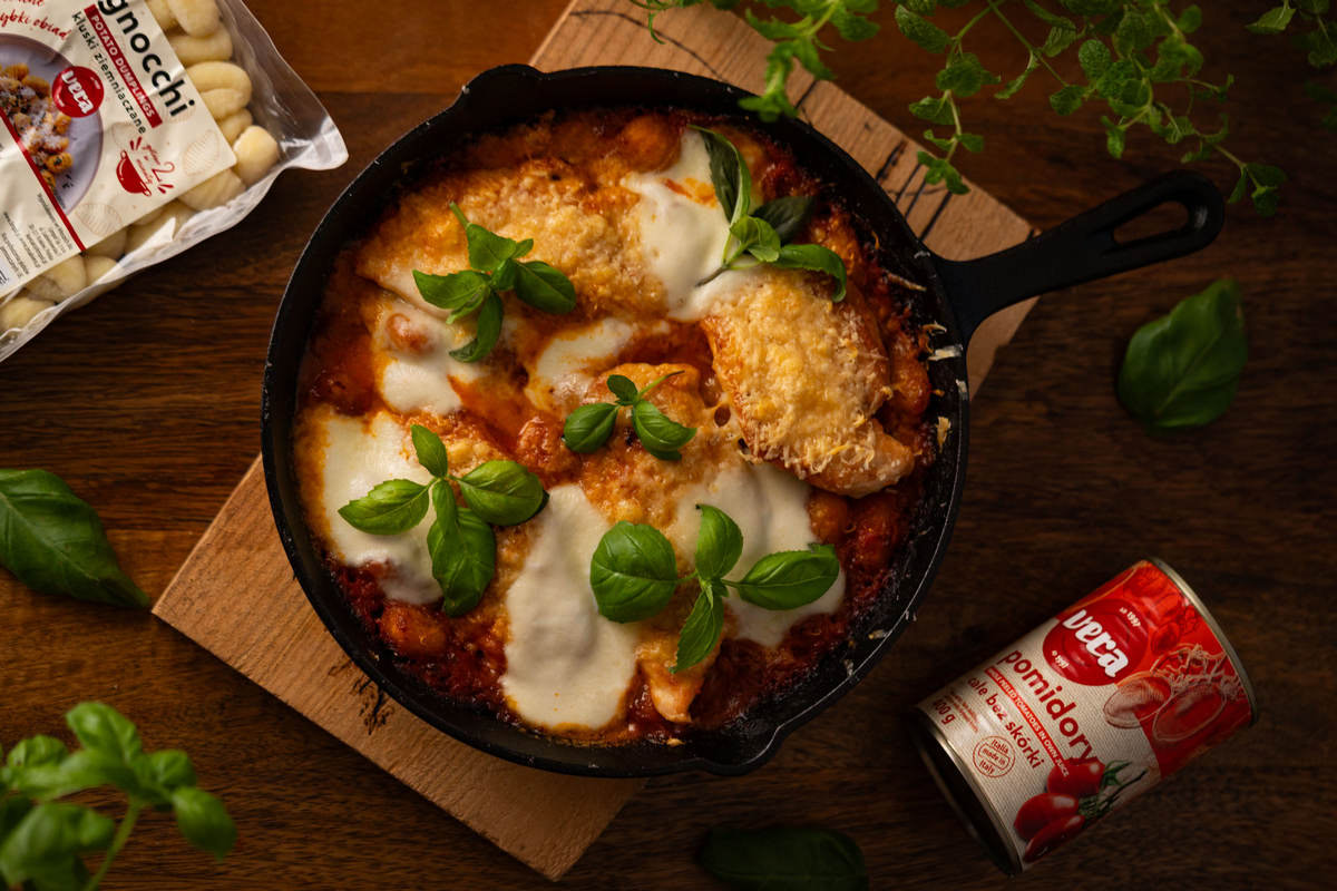 Kurczak parma z gnocchi